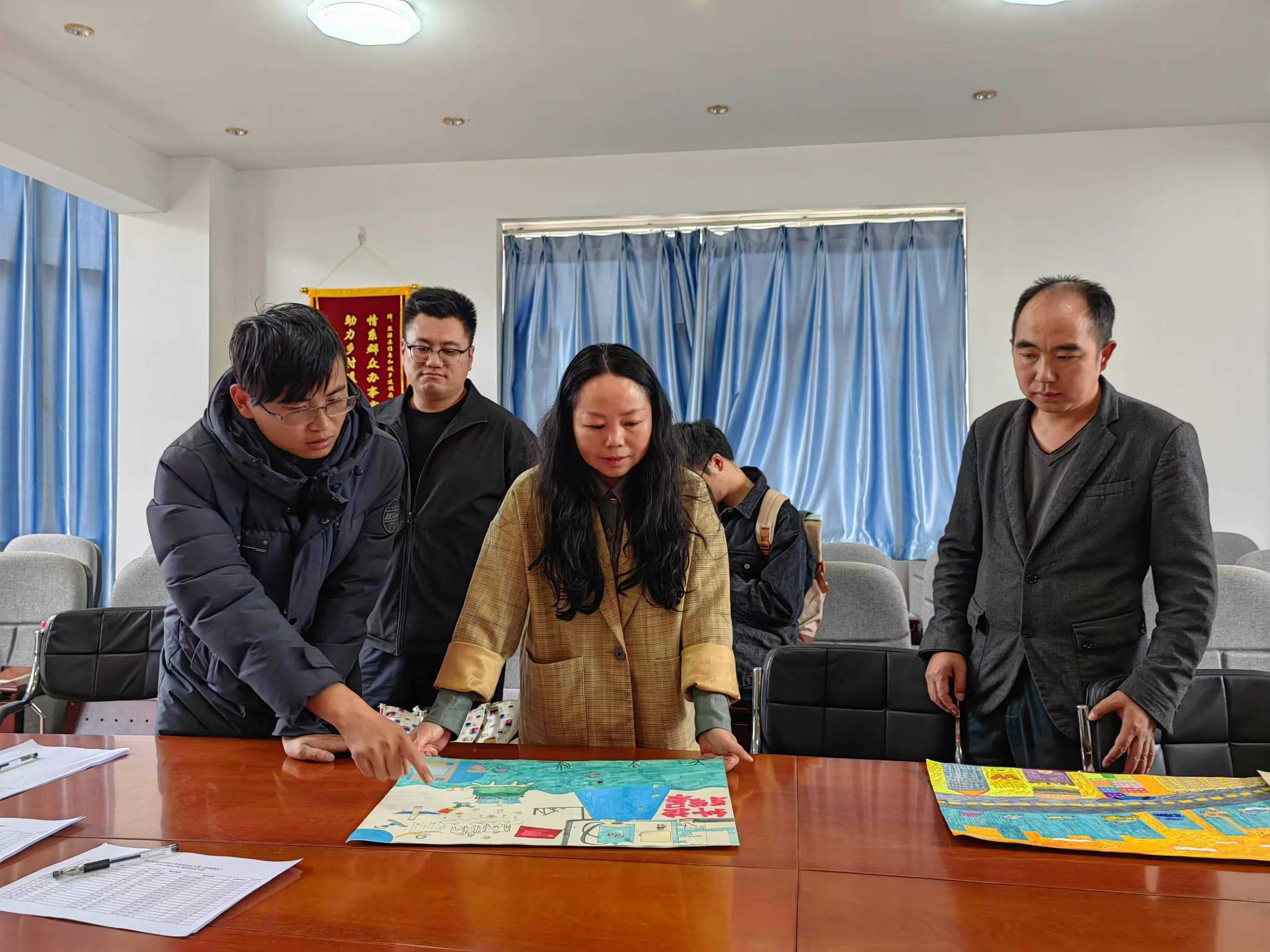 四川省凉山州盐源县开展第39届凉山州青少年科技创新大赛（盐源赛区）评审活动