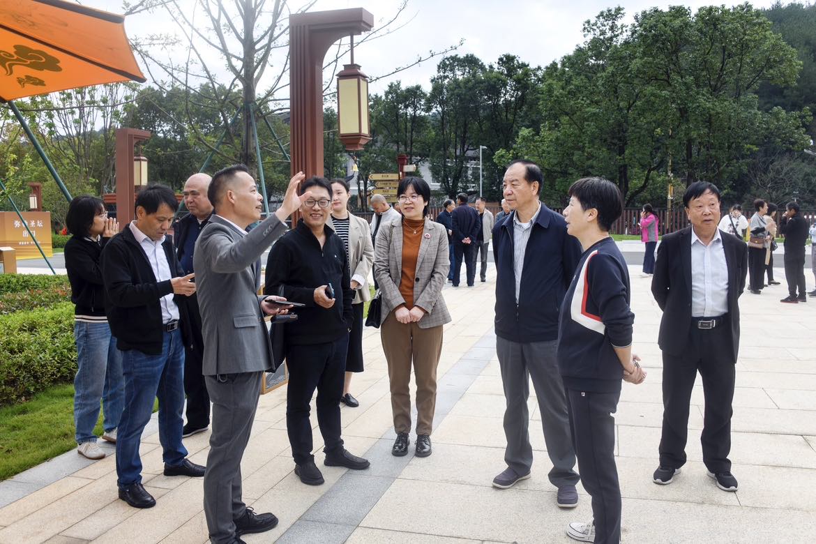 浙江省宁波市宁海县关工委机关来奉化区考察交流