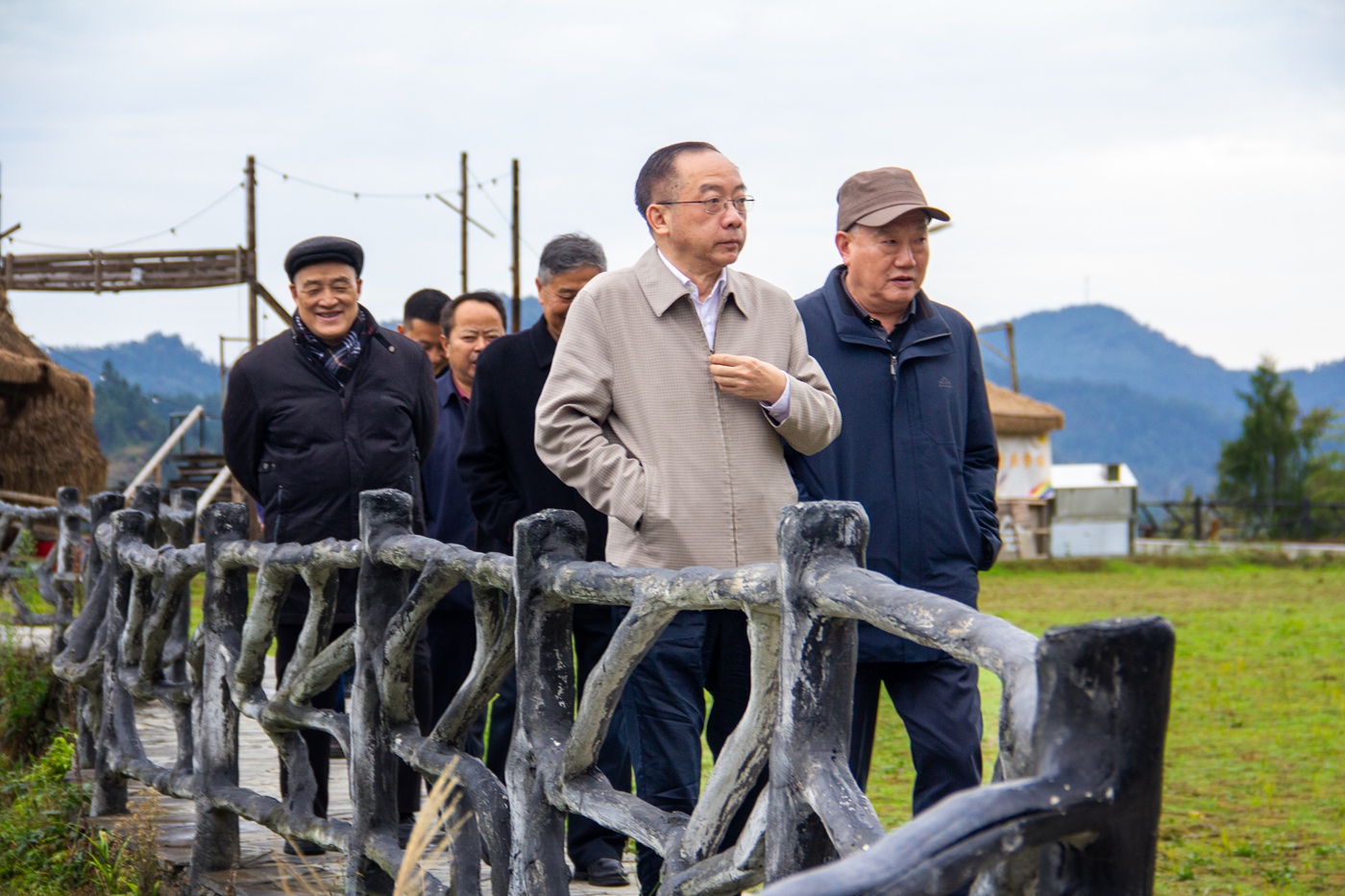 湖南省湘西州关工委赴吉首市调研基层关工委工作开展情况
