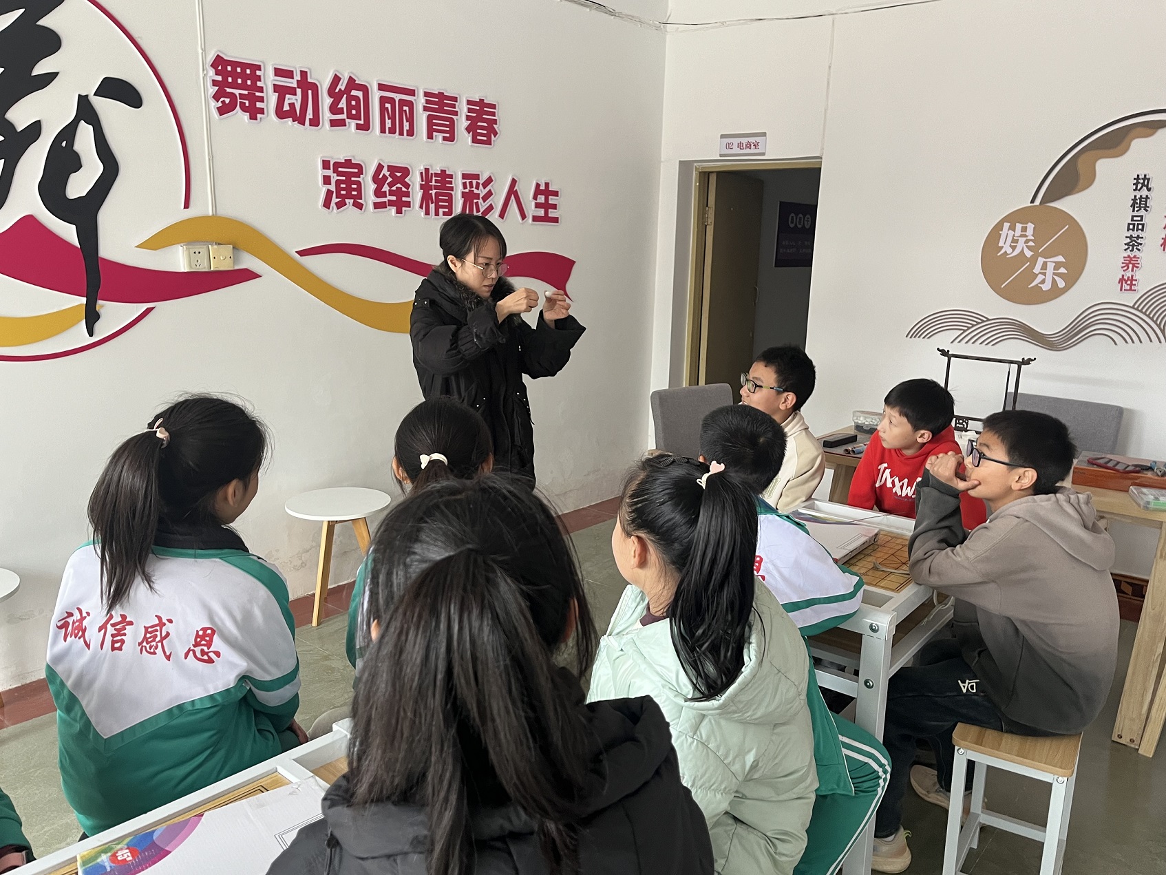体验缫丝技艺，解锁非遗密码——自贡市富顺县李桥镇开展非遗文化传承主题活动