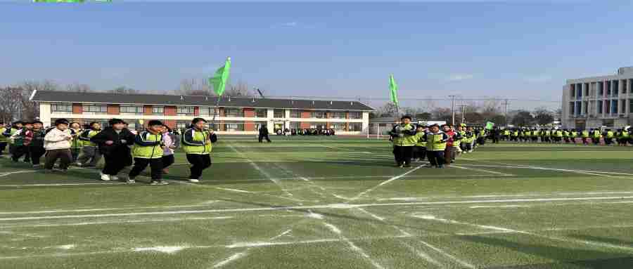 阳光体育，活力跑操——江苏省徐州市铜山区何桥镇中心小学关工委组织跑操比赛