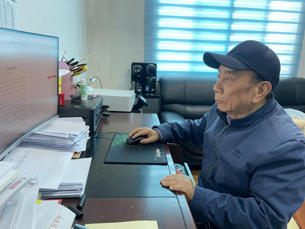贵州省贵阳市乌当区关工委主任欧阳俊荣获 “全国离退休干部先进个人”称号