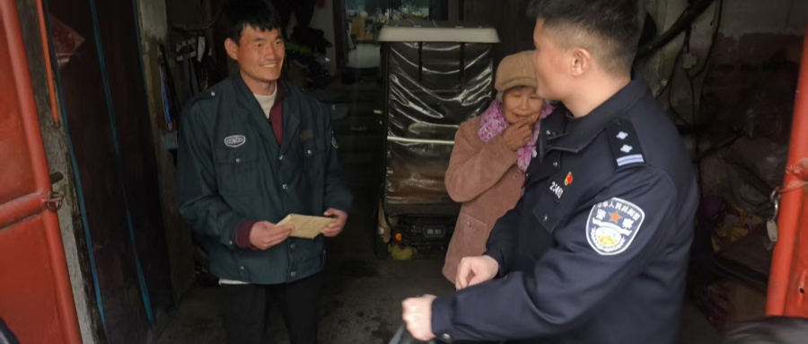江苏省徐州市铜山区新区街道关工委走访慰问学困儿童