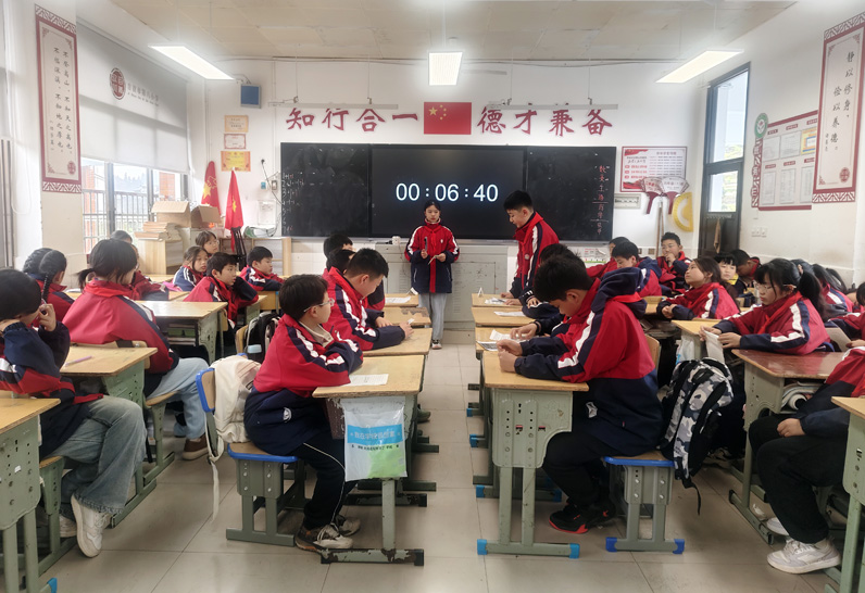 湖南省湘西州吉首市第八小学关工委：雷锋精神辩论赛 点燃新时代思考与传承之火