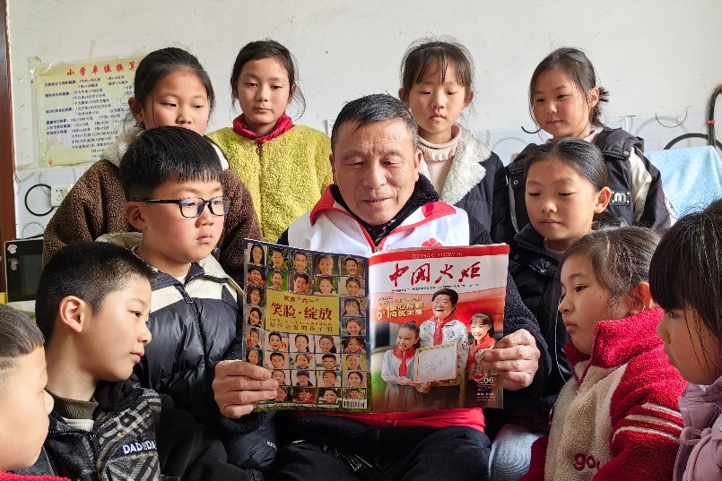 安徽省阜阳市阜南县于集乡关工委组织开展“学《中国火炬》，弘‘五老’精神”主题教育活动
