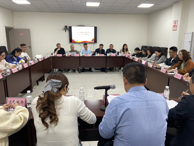 四川省攀枝花市东区关工委调研区级相关部门、各街道（镇）关心下一代工作