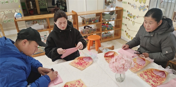 文明交通，安全同行——江苏省徐州市铜山区汉王镇中心幼儿园关工委开展交通安全教育活动