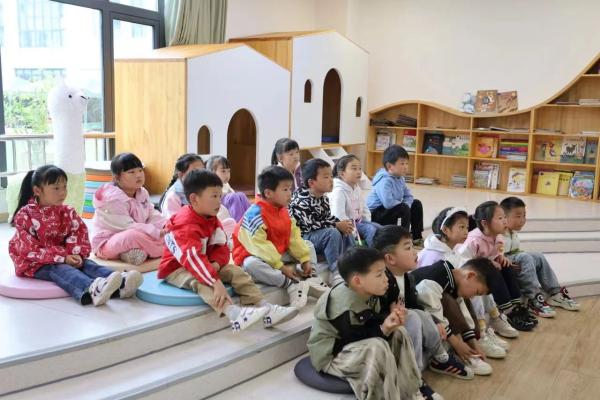 浙江省杭州市富阳区万市镇关工委开展“五水共治”和节约用水宣传活动