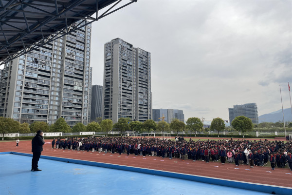 浙江省杭州市富阳区鹿山街道关工委联合东吴小学开展清明宣讲活动