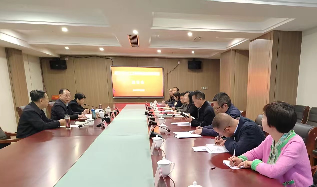 贵州省遵义市关工委调研桐梓县关心下一代工作
