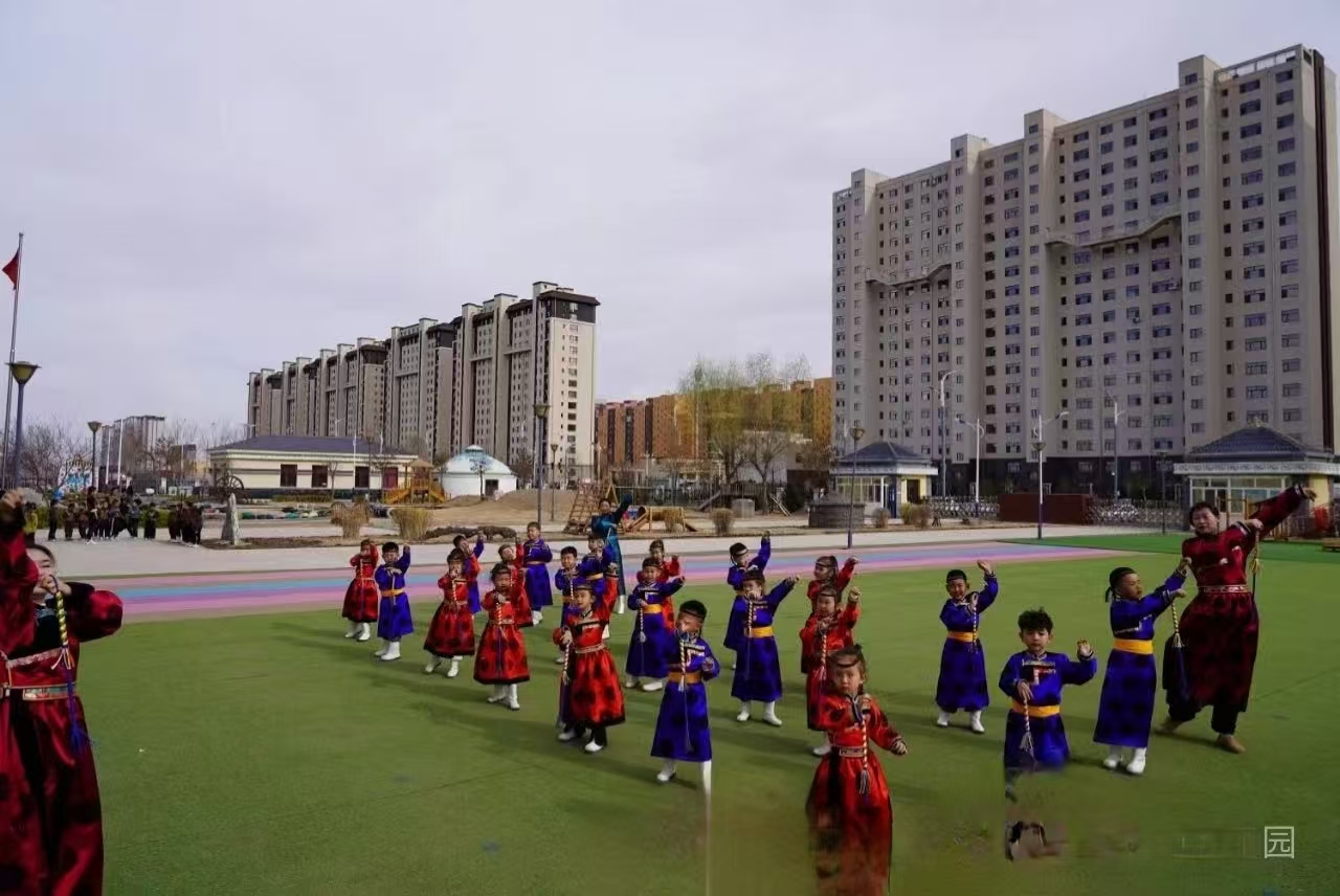内蒙古自治区赤峰市翁牛特旗翁牛特旗乌丹蒙古族幼儿园关工委开展“铸牢中华民族共同体意识”系列活动之“阳光宝贝”韵律操展演