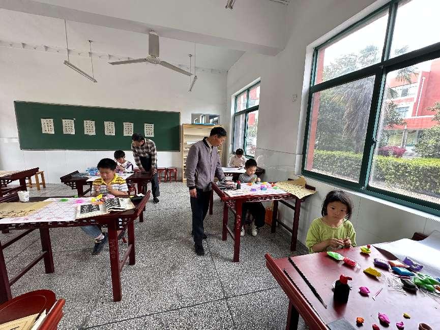 江苏省丹阳市窦庄中心小学关工委开展劳动技能比赛活动
