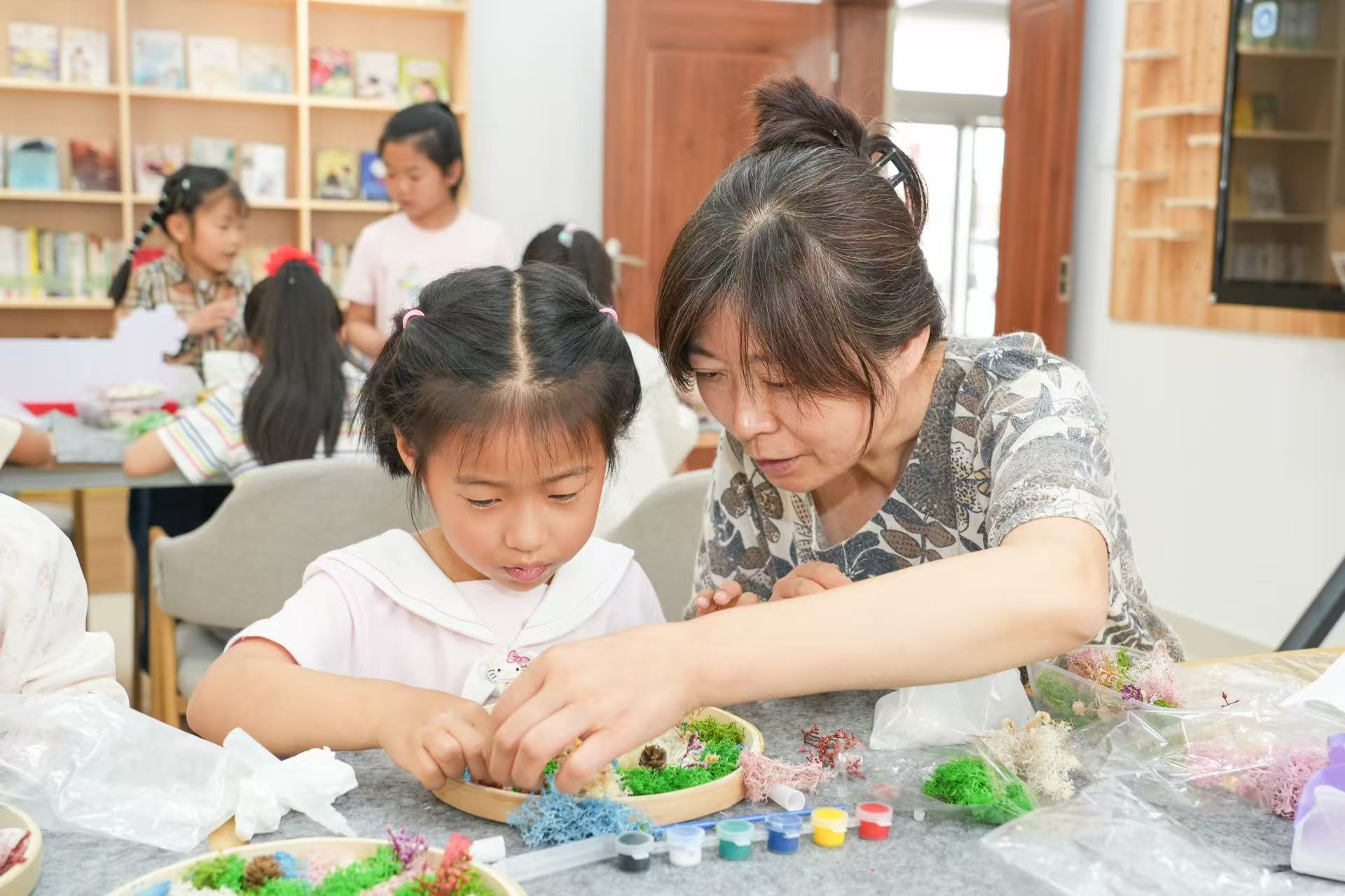 江苏省无锡市惠山区玉祁街道曙光村关工委开展“少年看中国”主题阅读活动