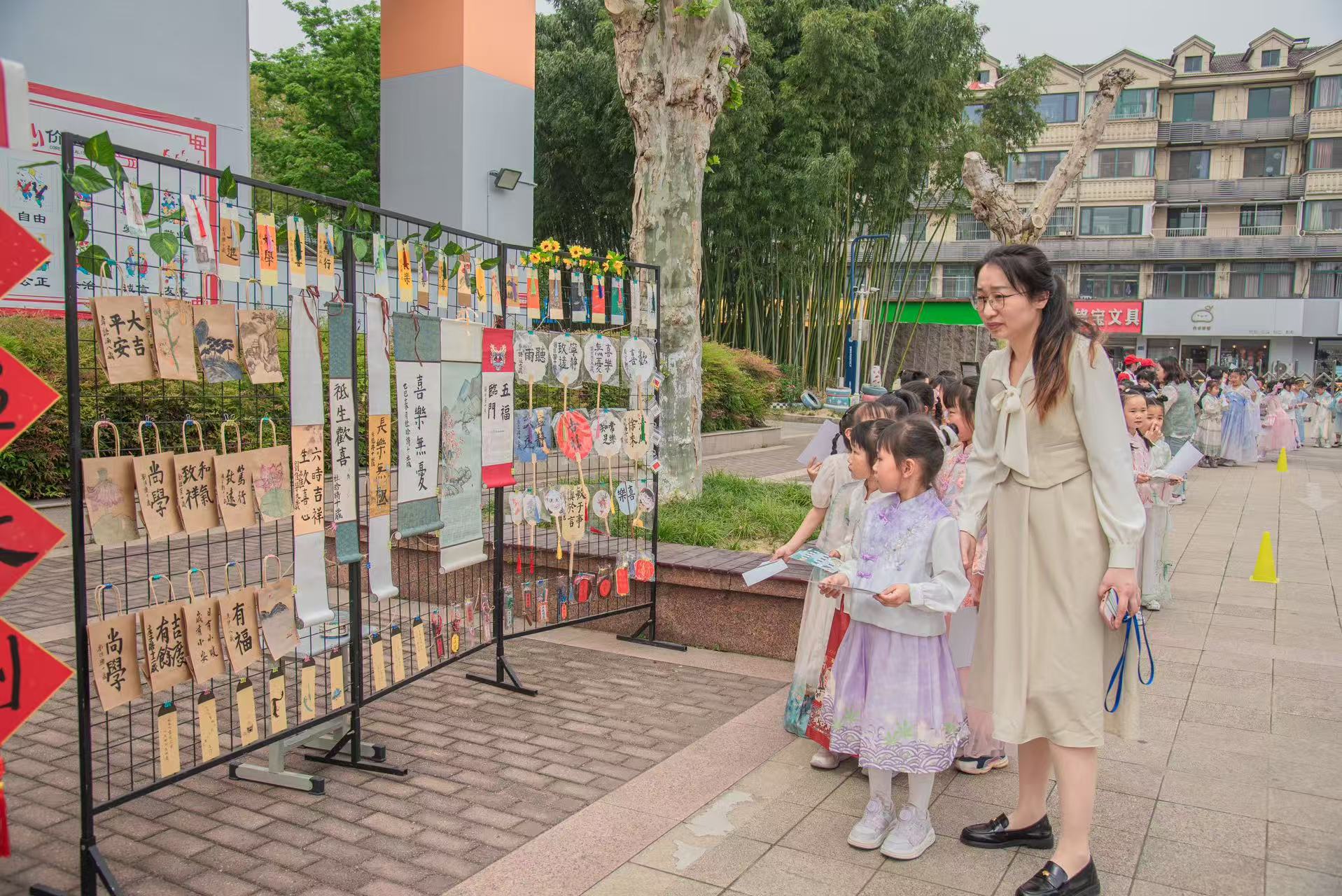 无锡市玉祁中心小学关工委开展“校园非遗集市”活动