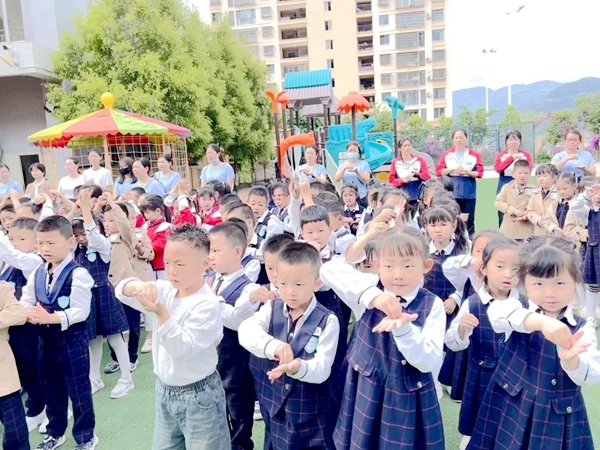 筑牢健康防线，守护春日童真——四川省凉山州宁南县第五幼儿园关工委开展春季传染病专题校会