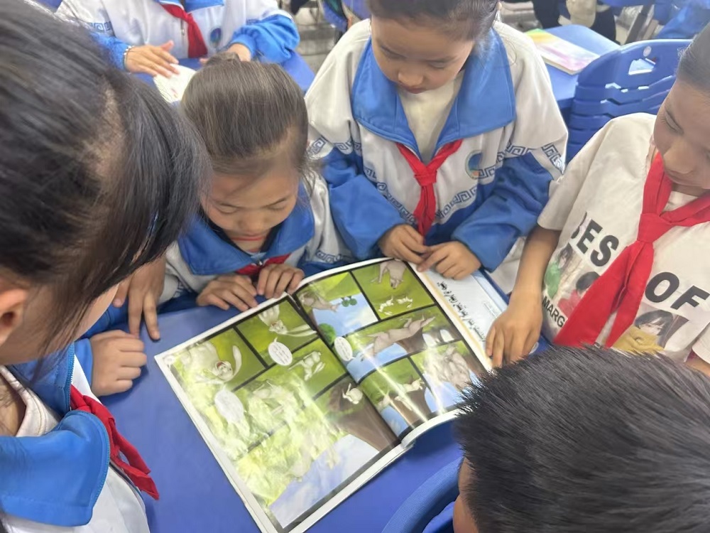 书香润童年 阅读伴成长——内蒙古自治区赤峰市翁牛特旗阿什罕中心小学关工委读书日活动效果好