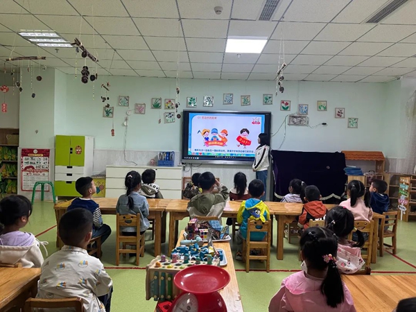 劳动“趣体验”，童心向未来——四川省凉山州宁南县第三幼儿园关工委开展五一劳动节主题活动