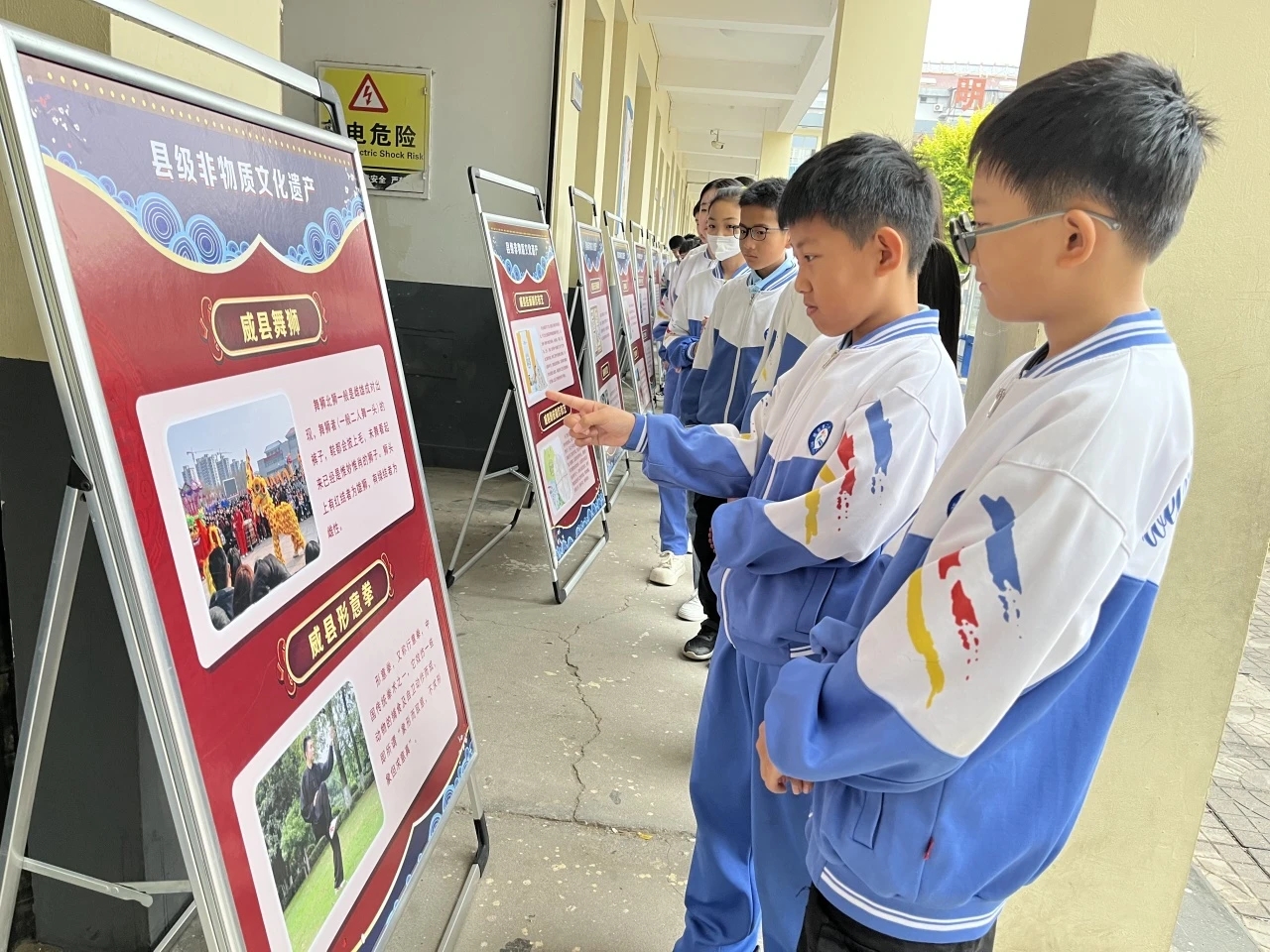 河北省邢台市威县第二小学关工委开展“红色文化进校园”活动