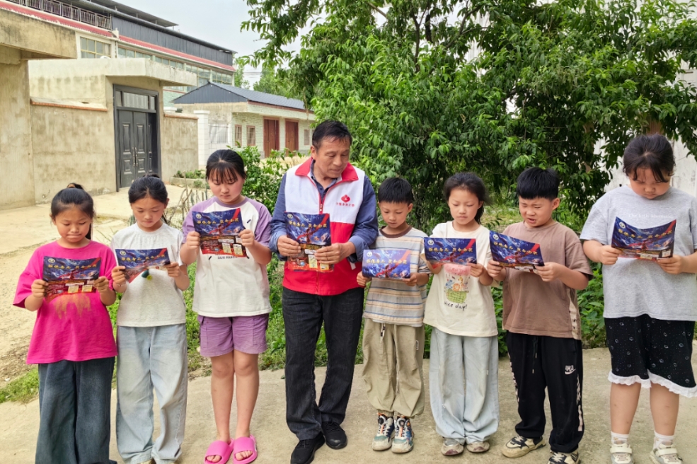 安徽省阜阳市阜南县于集乡关工委开展“拒绝毒品，我命由我”禁毒主题宣教进乡村活动