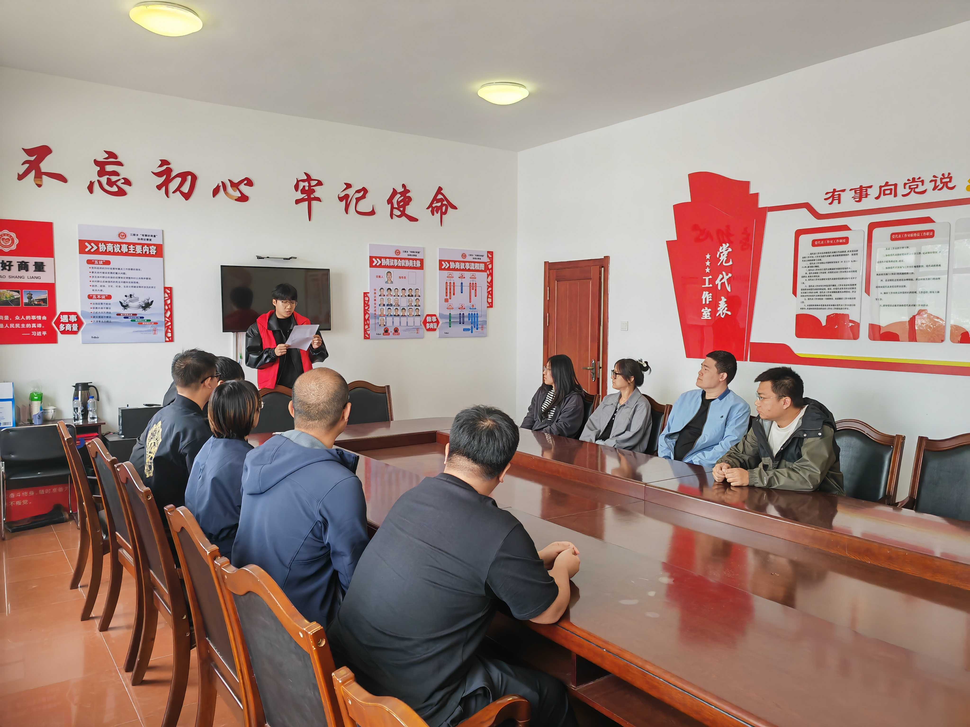 黑龙江省牡丹江市宁安市三陵乡关工委开展“身边的感动”文明青年微宣讲活动
