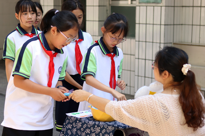 湖南省吉首市乾城小学关工委：遇见温暖 点亮心灵