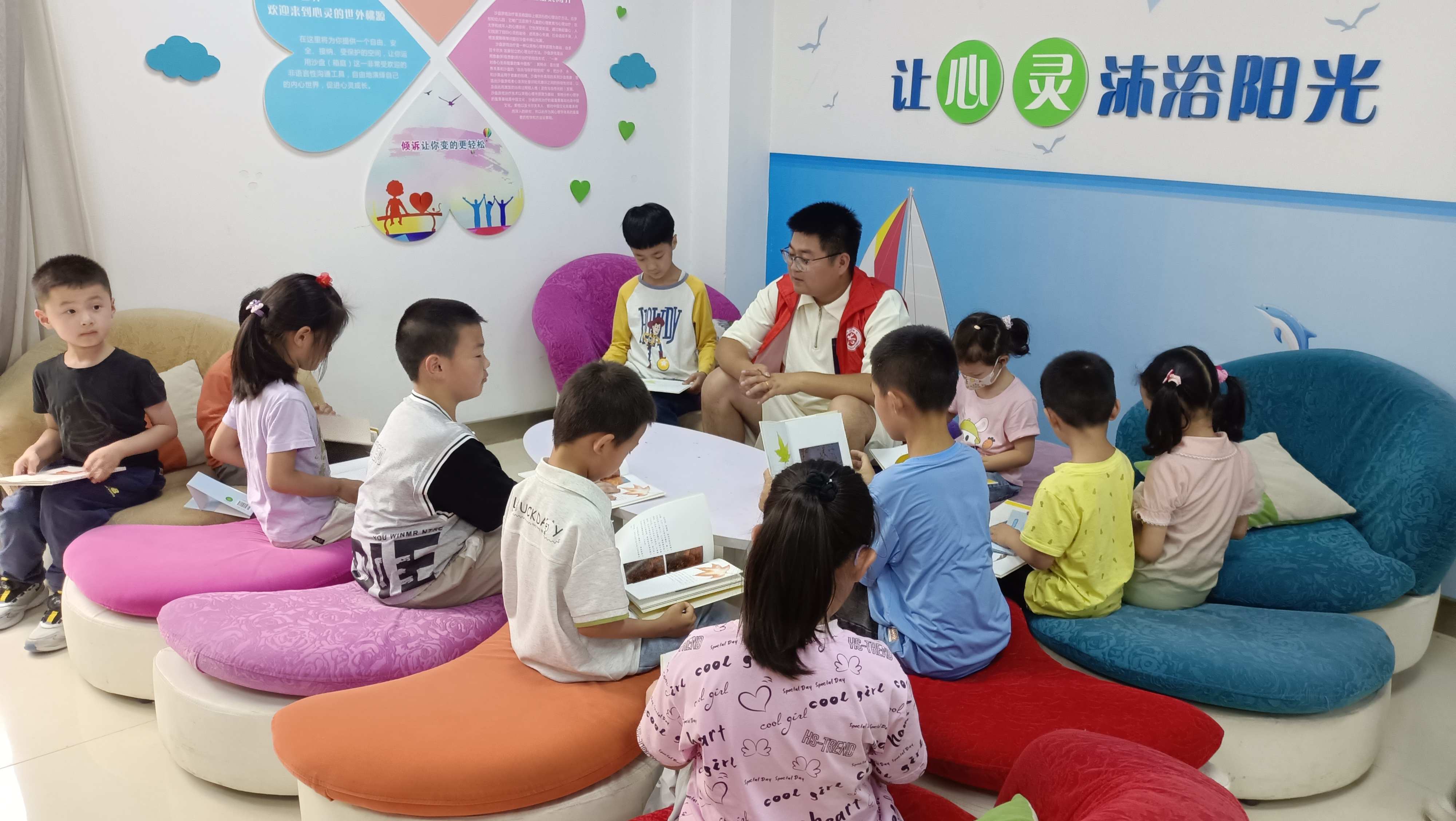安徽省合肥市烟墩街道欣园社区关工委开展“探索生命 珍惜时光”主题活动