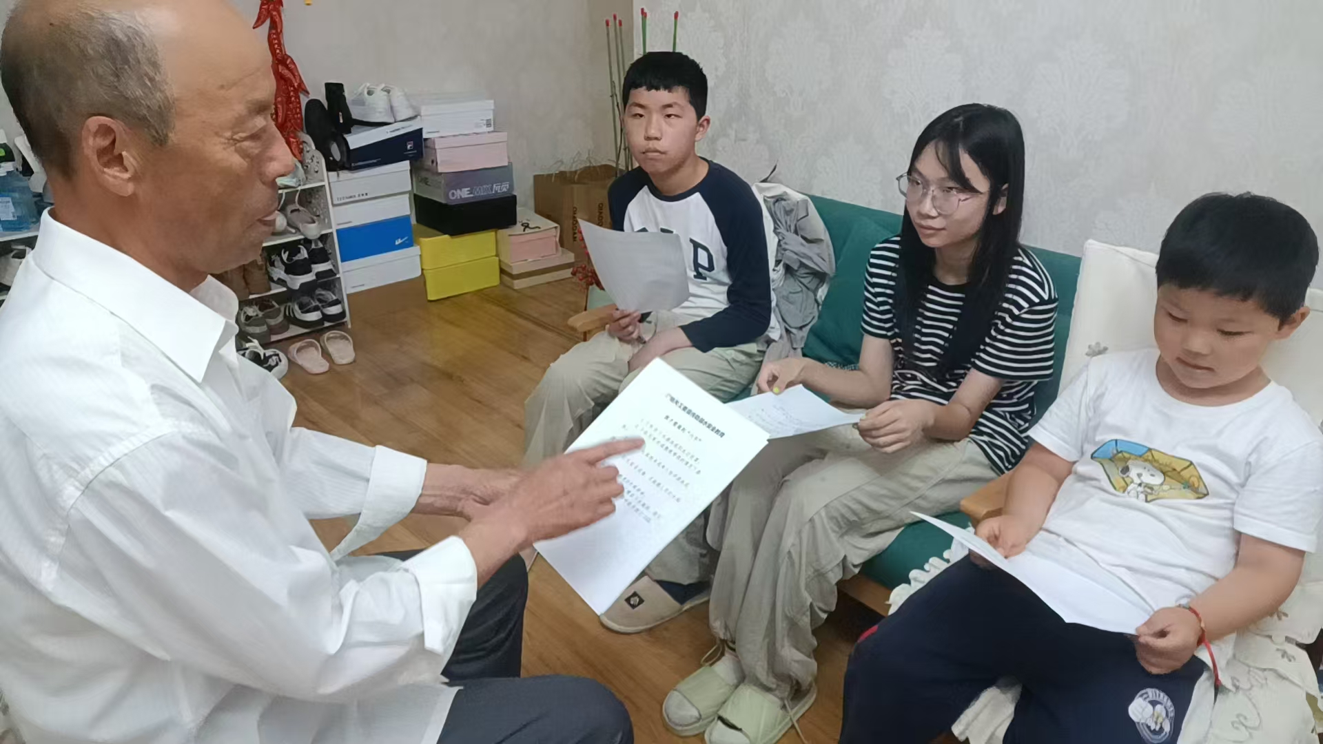 安徽省合肥市肥东县白龙镇广场社区关工委开展防溺水安全教育活动