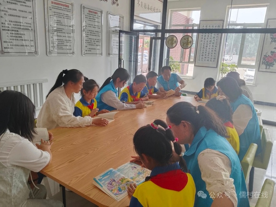 阅读分享 点亮童心 ——内蒙古赤峰市敖汉旗金厂沟梁镇设力虎村“蒲公英图书馆”成为滋养乡村儿童精神成长的温馨家园