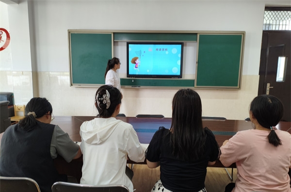 教师阅读，成就专业成长——江苏省徐州市铜山区汉王镇刘庄幼儿园关工委举行教师读书分享活动