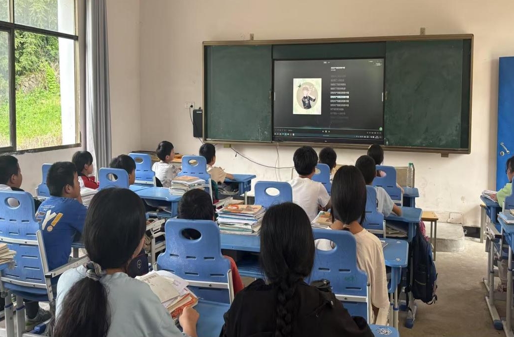 江西抚州崇仁县中小学关工委举办“童心向党”主题教育系列活动