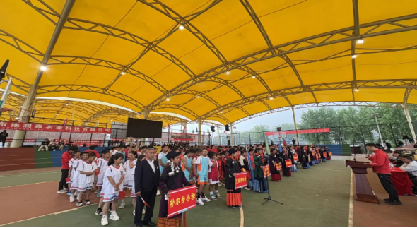 四川省凉山州布拖县关工委：以体育为“媒”、篮球为“介”—带动青少年多元化发展