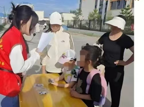 文明之花绽童心 礼仪教育趣无穷——内蒙古自治区赤峰市翁牛特旗海拉苏镇关工委开展文明礼仪教育活动