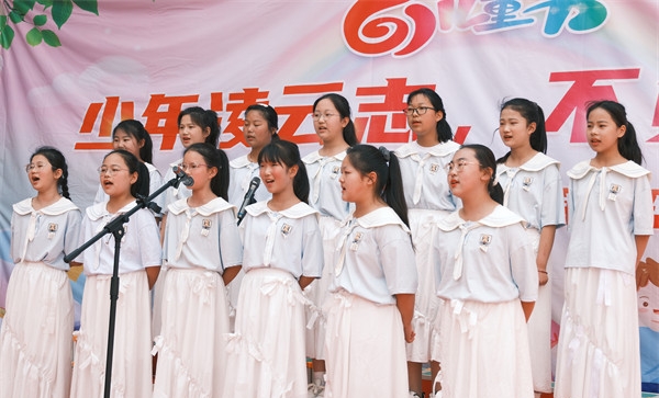 励志逐梦,步履生辉——江苏省徐州市铜山区汉王镇刘庄小学关工委举行六年级毕业典礼活动