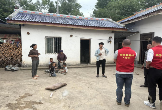 四川省凉山州昭觉县竹核镇拉牙村关工小组精心织密青少年暑期安全防护网