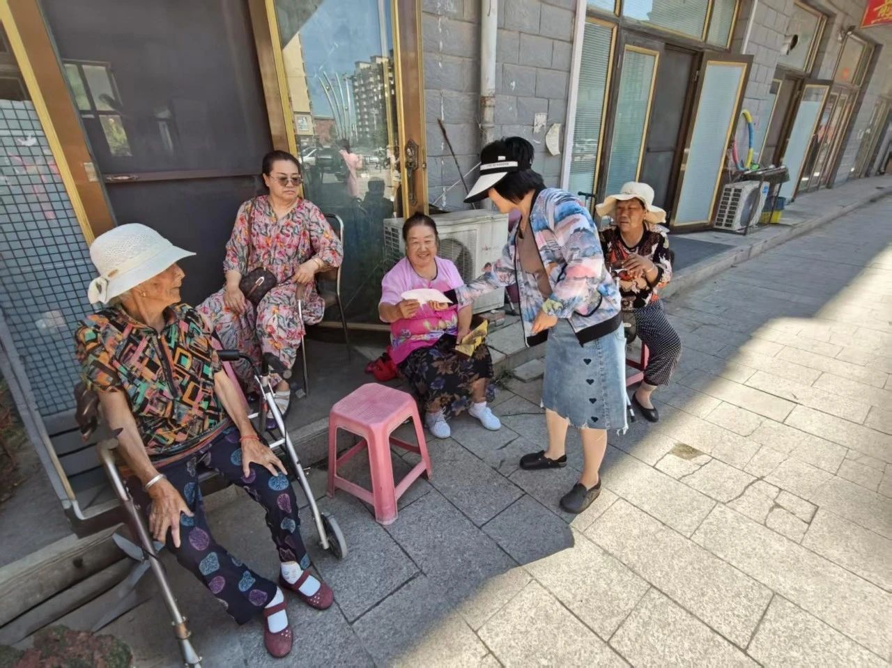 黑龙江省牡丹江市宁安市东京城镇关工委组织开展“反诈宣传进社区 守护钱袋筑平安”主题宣传活动
