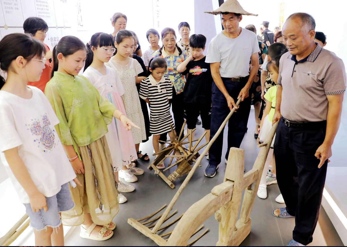“三大课堂”助力农村孩子教育