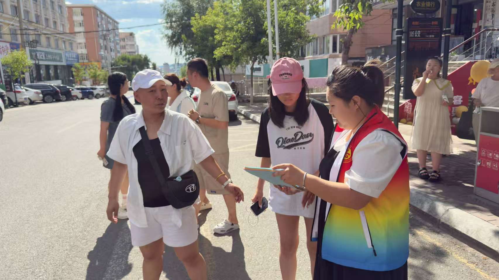 黑龙江省牡丹江市绥芬河市绥芬河镇山城社区关工委开展“夏日防溺水 安全伴我行”安全教育宣传活动