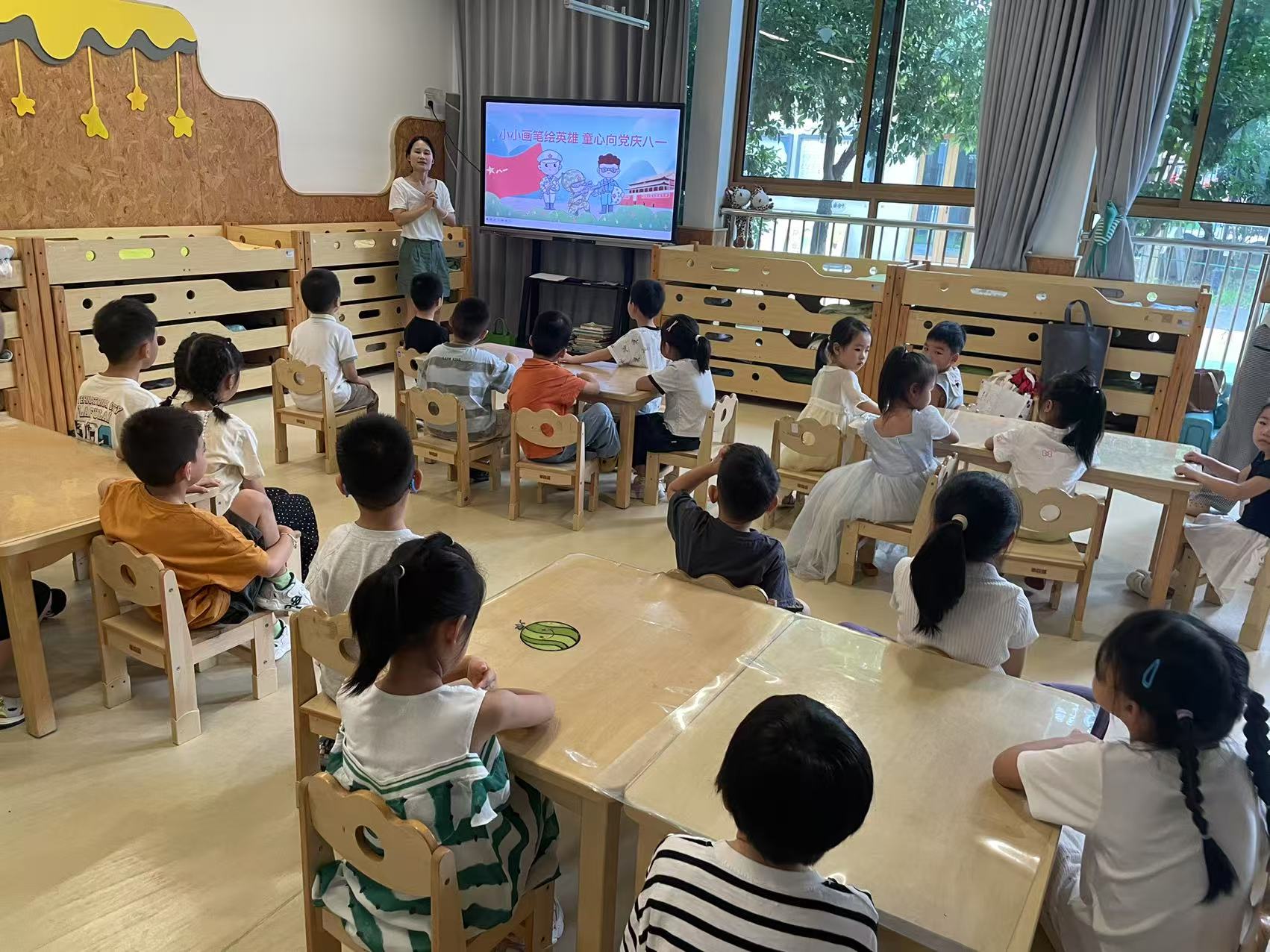 浙江省杭州市富阳区大源镇东塘社区关工委：传承小伢儿·“暑”你爱画画
