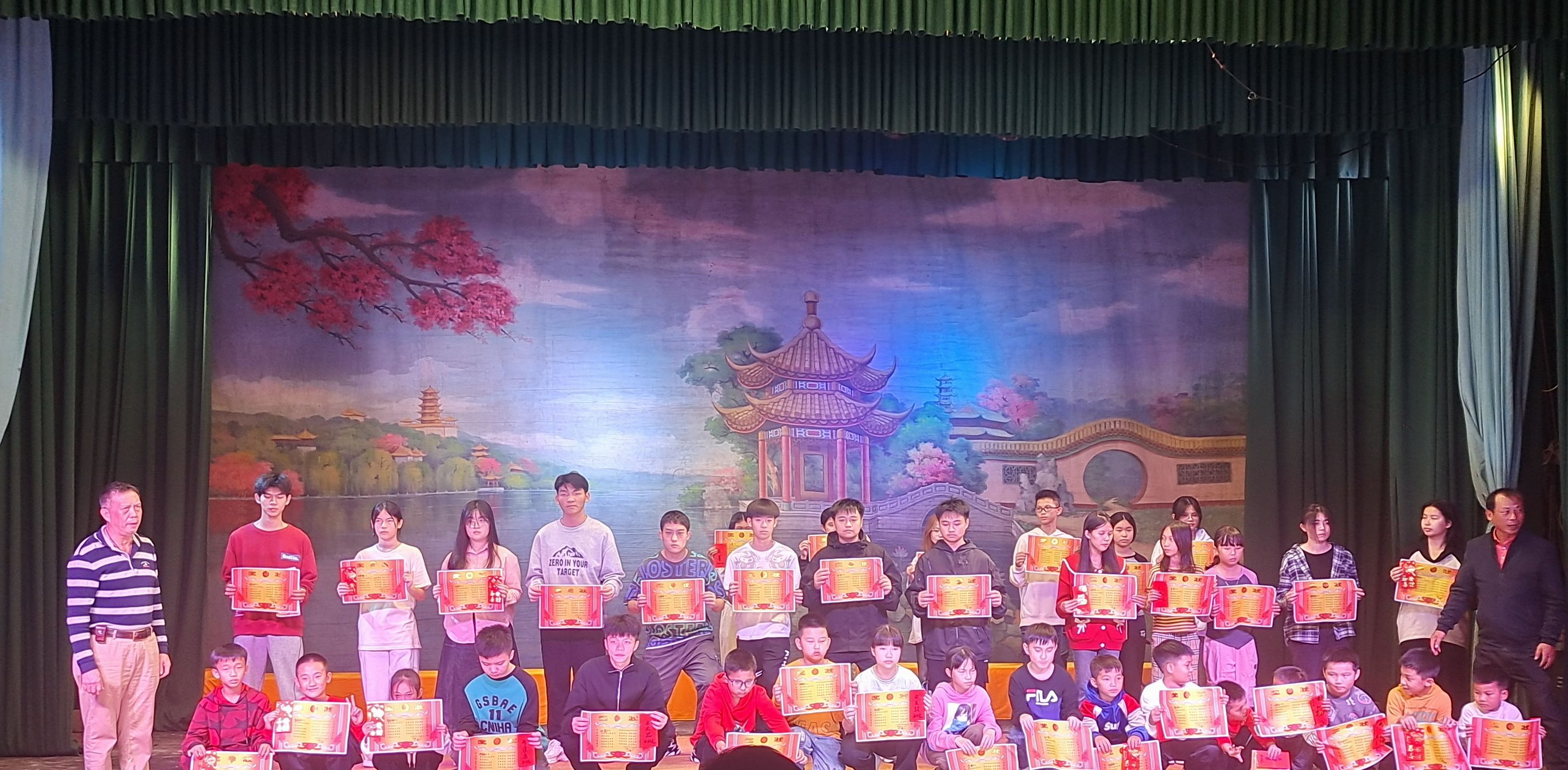 1708218314213670.jpg 4a6fefc1b74faf9220eba1a3901cee.jpg