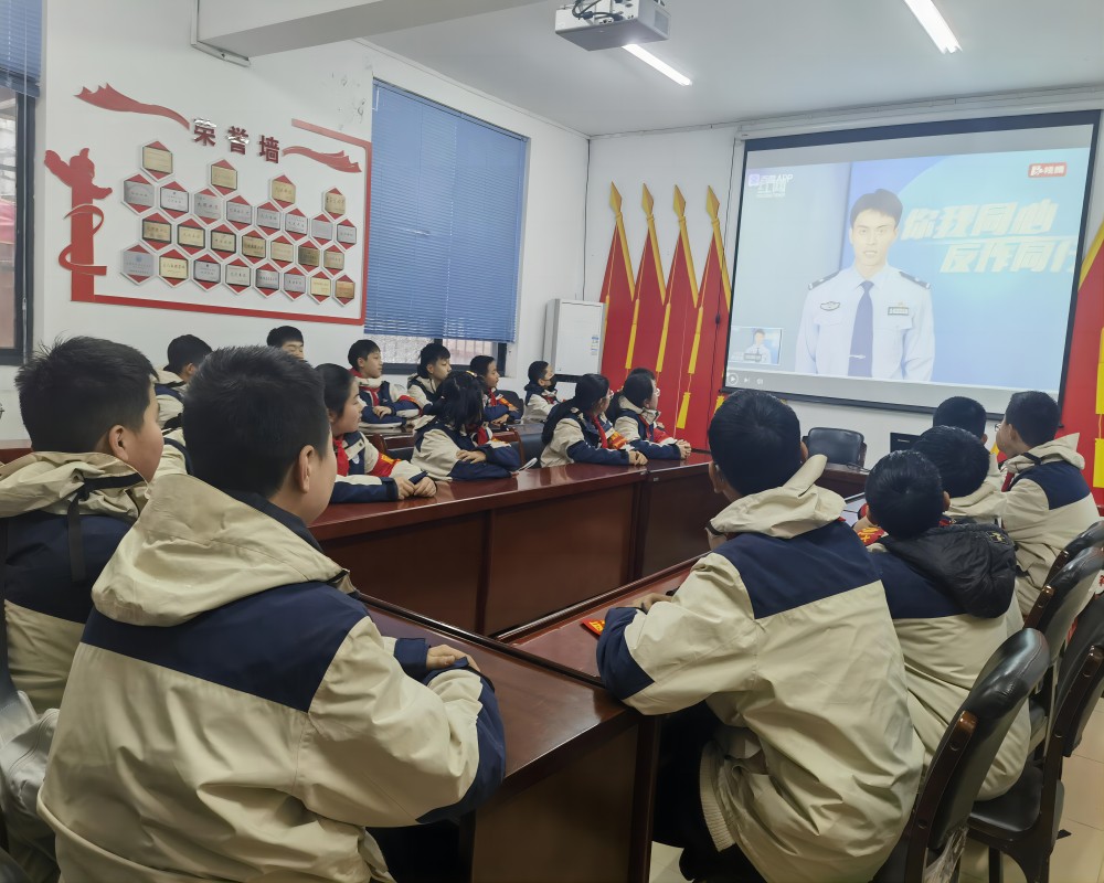 1708391586684389.jpg 2023年2月19日,芜湖路街道东陈岗社区新时代文明实践站开展“反诈防骗,青春同行”志愿服务活动 (2)(1).jpg