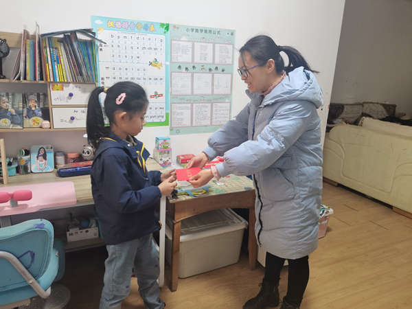 1708396080180686.jpg 慰问现场.jpg