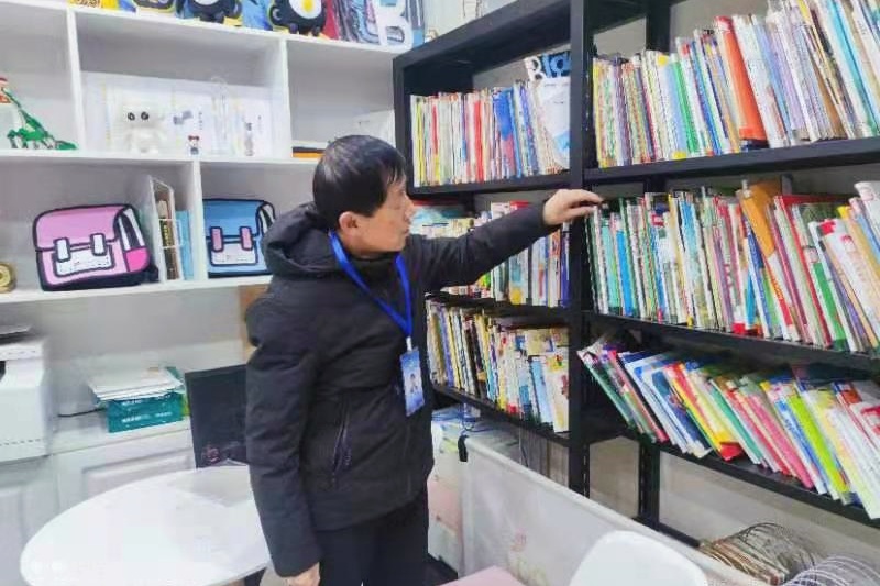 1708826466492949.jpg 玄武湖街道关工委联合开展校园周边文化娱乐场所巡查,护航“开学季” (4).jpg