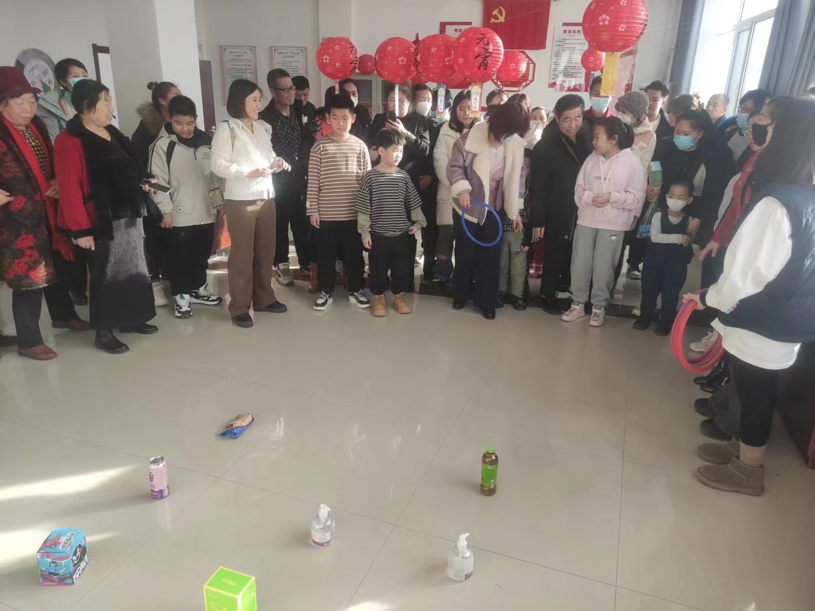 元宝山区西城街道如意西社区元宵节活动照片3jpg.jpg