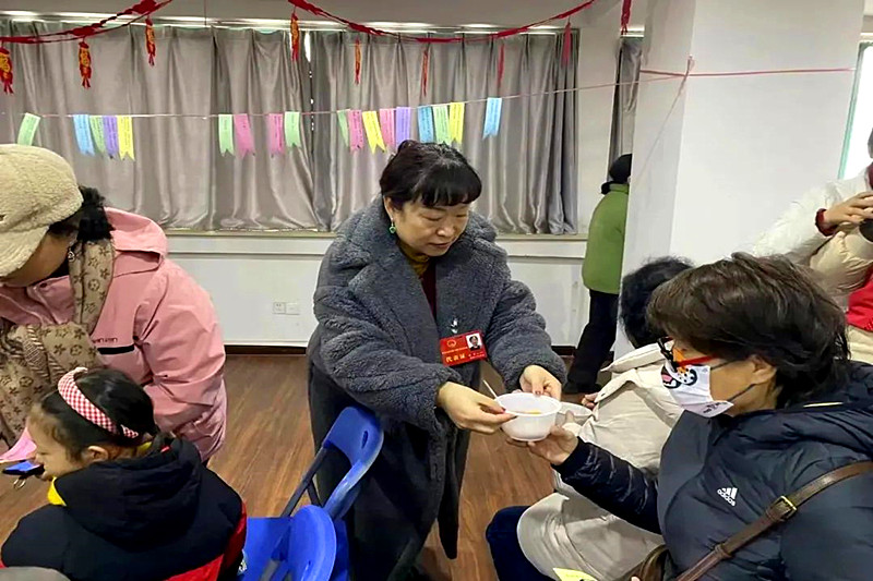 1709254709798533.jpg 江苏省南京市玄武区唱经楼社区关工委开展“欢乐猜灯谜,‘唱’享过元宵”活动(4).jpg