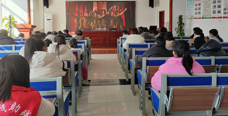 元宝山区西城街道新景四季东社区学雷锋活动照片2jpg_副本.jpg