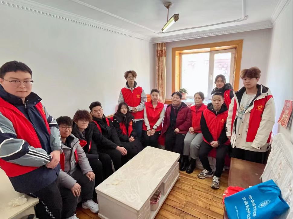 1709605792164498.jpg 东原学雷锋图片001.jpg