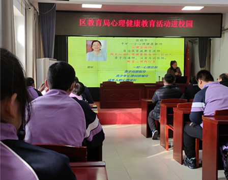 1709688862700394.jpg 元宝山区平庄镇学雷锋活动照片1_副本_副本.jpg