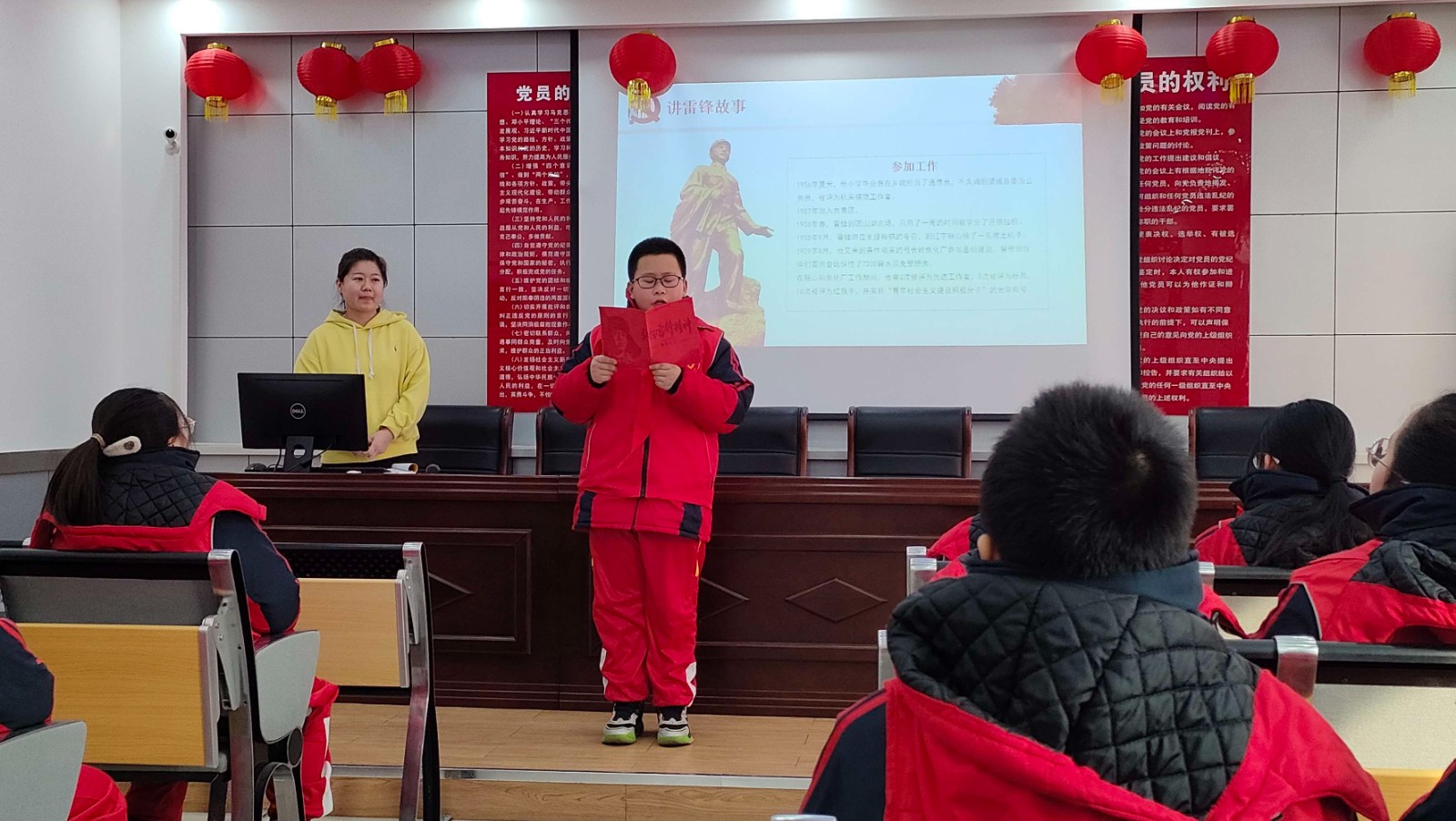 1709774670157851.jpg 元宝山区实验小学、银河社区开展学雷锋活动照22pg.jpg