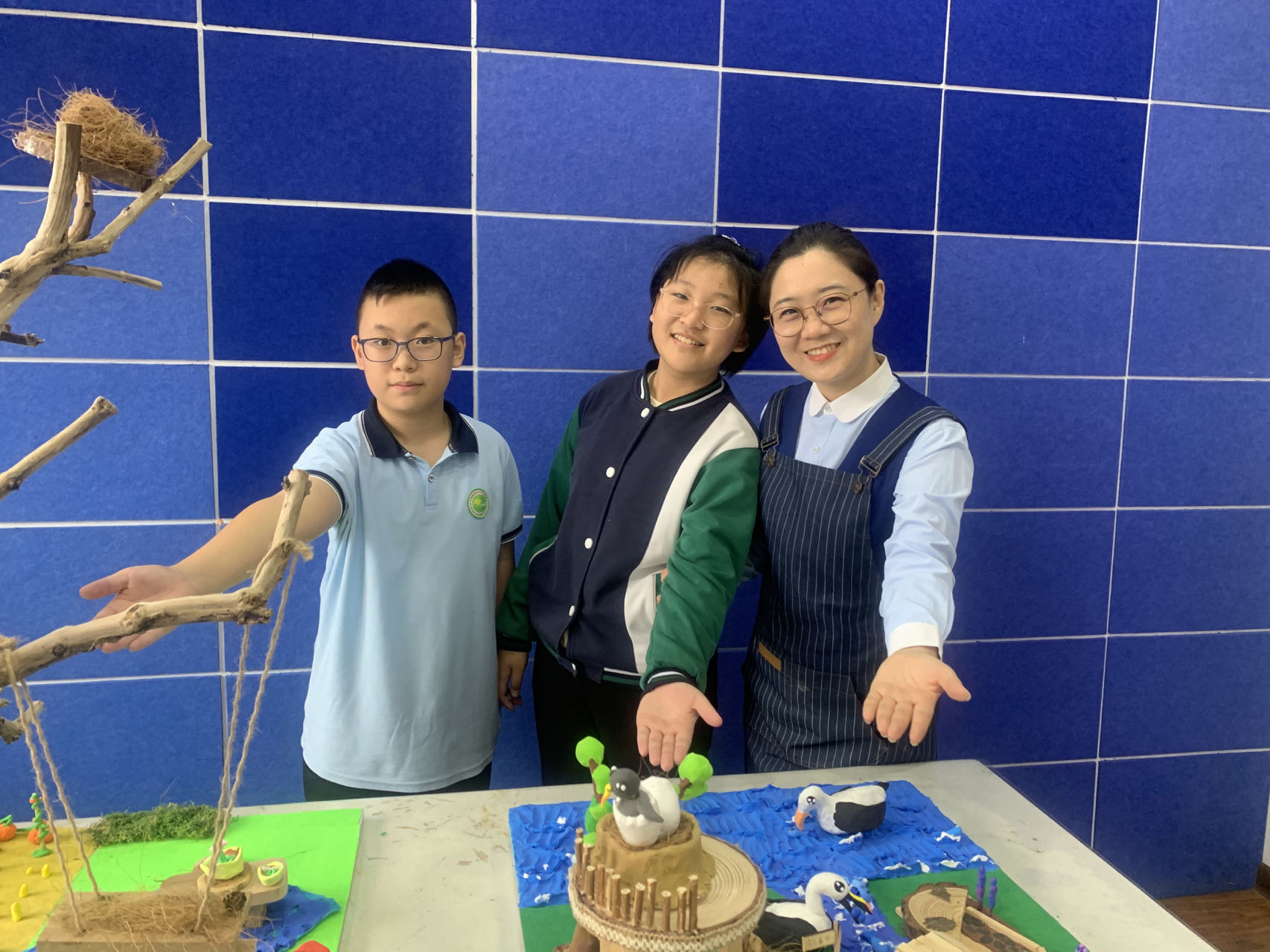 1710125237121823.jpg 教师 (1).jpg