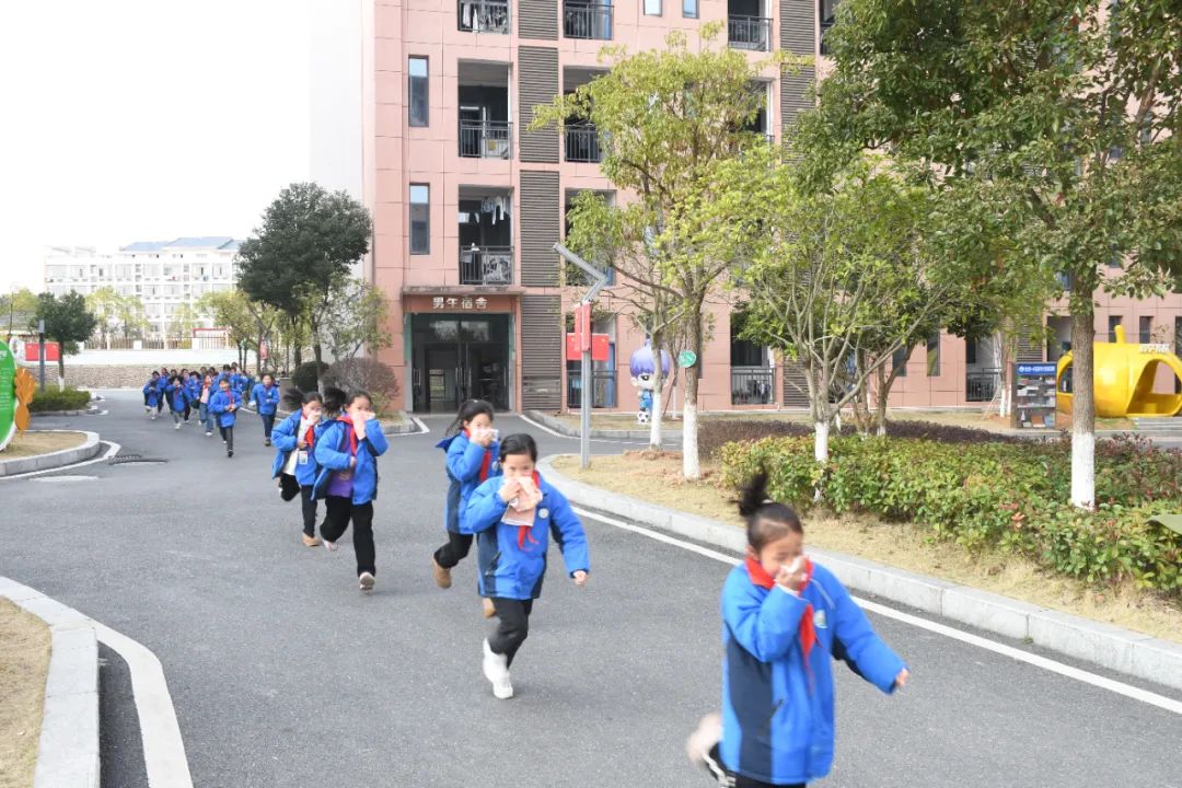 1710153643211840.jpg 微信图片_20240311183833.jpg